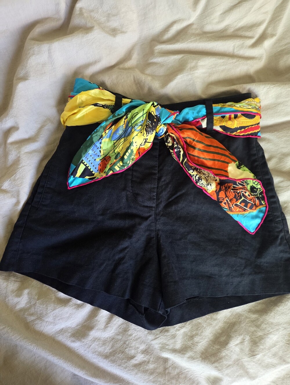 Wilfred Cotton Linen Blend Black Shorts -SZ 0